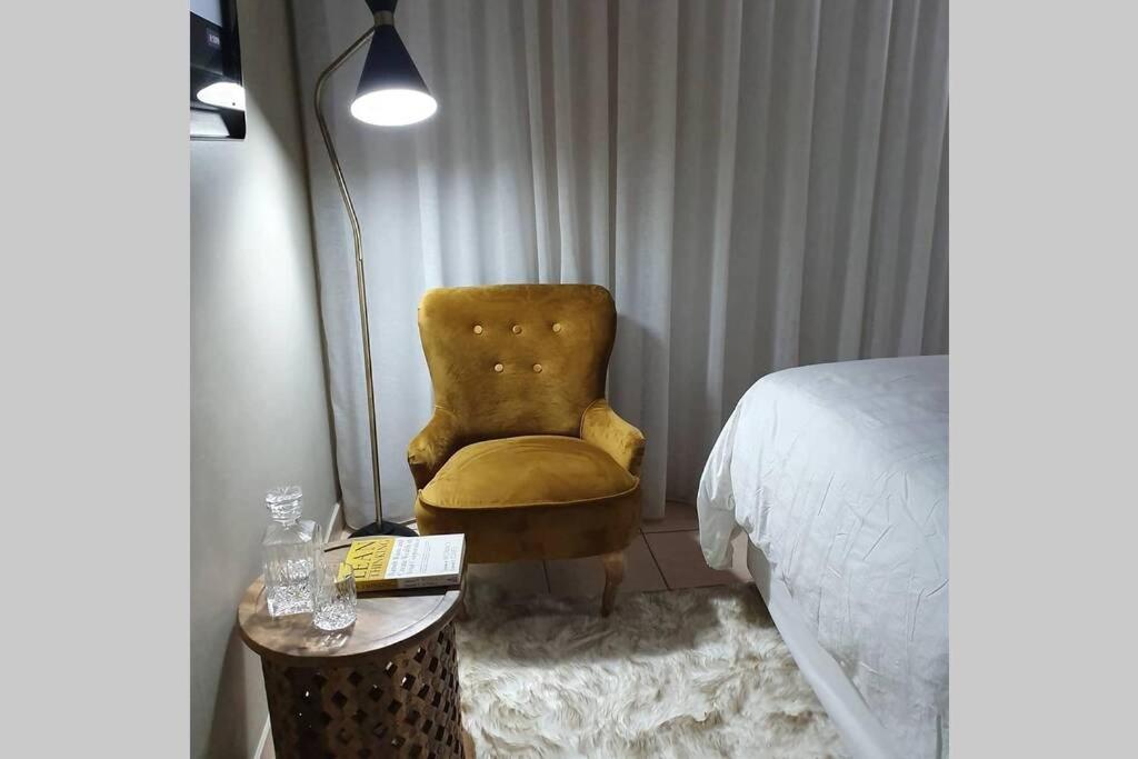 Plush Private Home โพเลอกวาเน ภายนอก รูปภาพ
